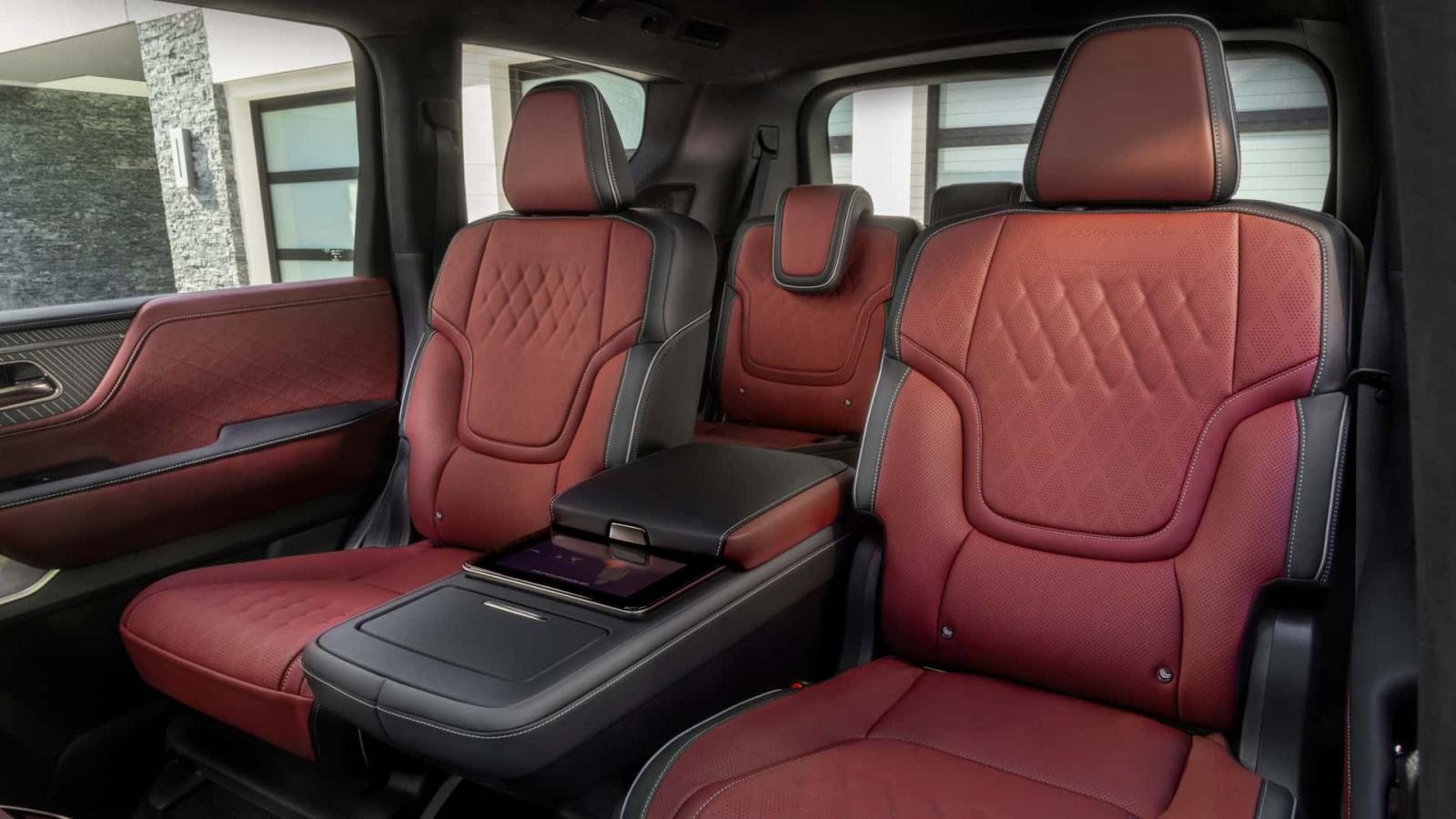 Το νέο Infiniti QX80 έφτασε με 456 άλογα και χλιδάτη καμπίνα 